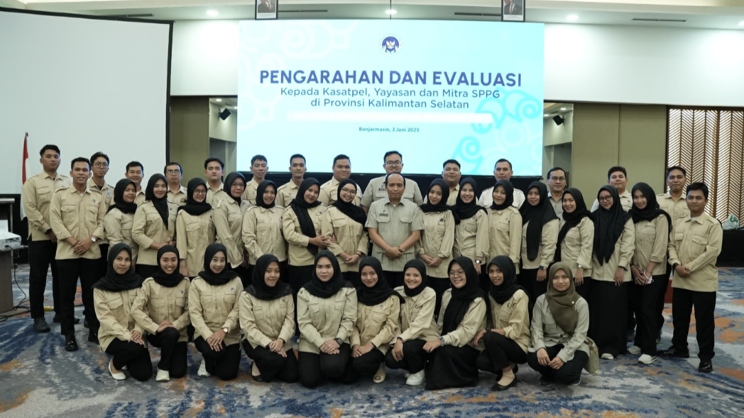 Permudah Pengawasan MBG, BGN Gunungsitoli Gelar Sosialisasi dan Bimtek Tauwas Care di Dua Provinsi Kalimantan